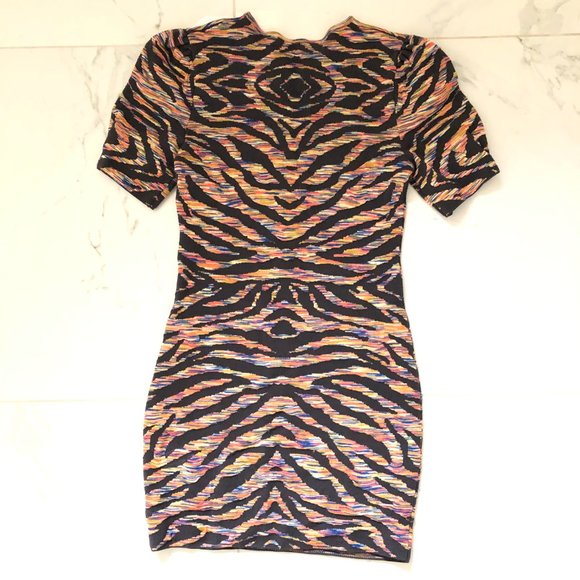 Free People Take Me Out Women Printed Bodycon Mini Dress Size M Medium Knit - Picture 9 of 14